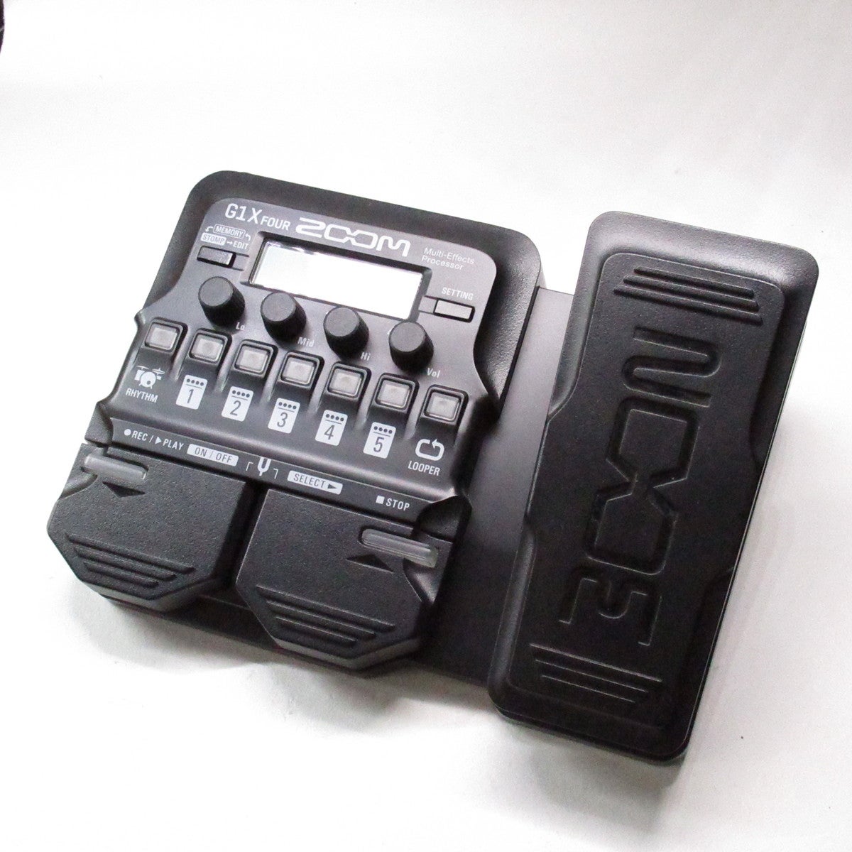 ZOOM G1X FOUR ギター用 マルチエフェクター 音響機材 中古 中古】ZOOM / G1X Four Guitar Multi-Effects Processor 【梅田店