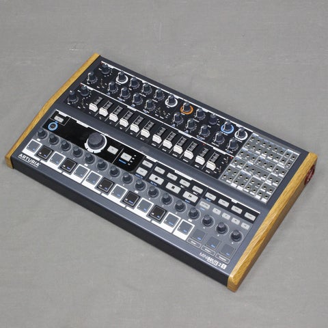 ARTURIA MINIBRUTE 2 アナログシンセサイザー Arturia - MiniBrute 2