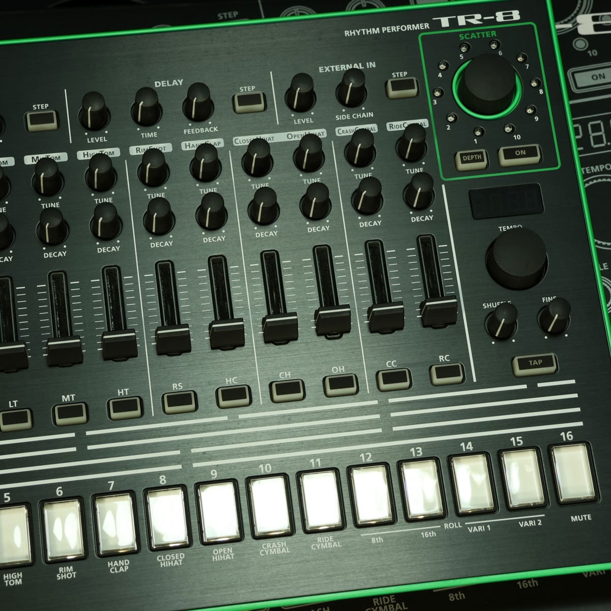 中古】ROLAND / TR-8 Rhythm Performer 【福岡店】 | リズムマシン