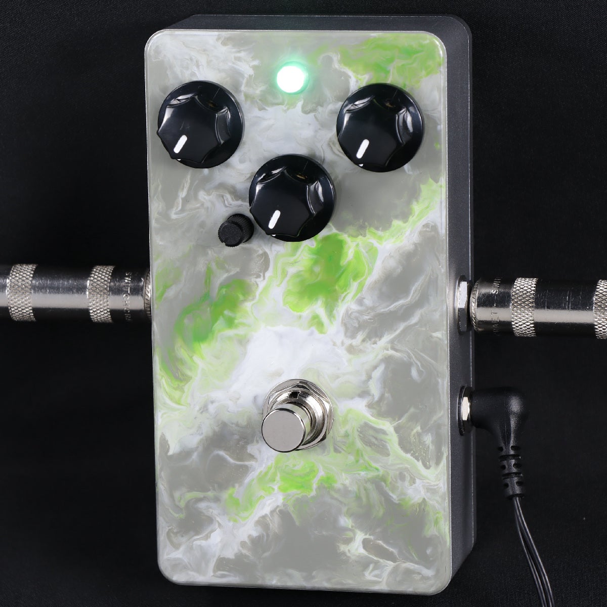 実物画像】 Leqtique EVR / Roger EVR Designed in EU/Iceland,Made in