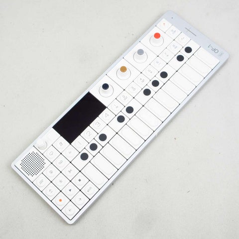 （ジャンク品）Teenage Engineering OP-1 シンセサイザー 中古】TEENAGE ENGINEERING / OP-1 Field 