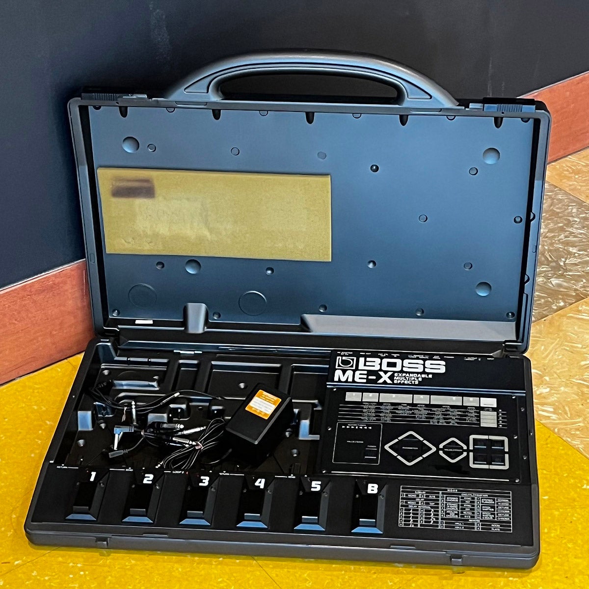 中古】BOSS / ME-X EXPANDABLE MULTIPLE EFFECTS マルチエフェクター