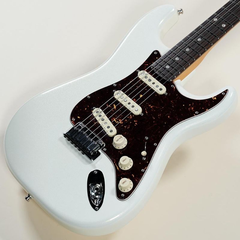 【最終値下げ】EART ストラトキャスター エレキギター 中古】Fender / American Ultra Stratocaster Arctic Pearl 2021