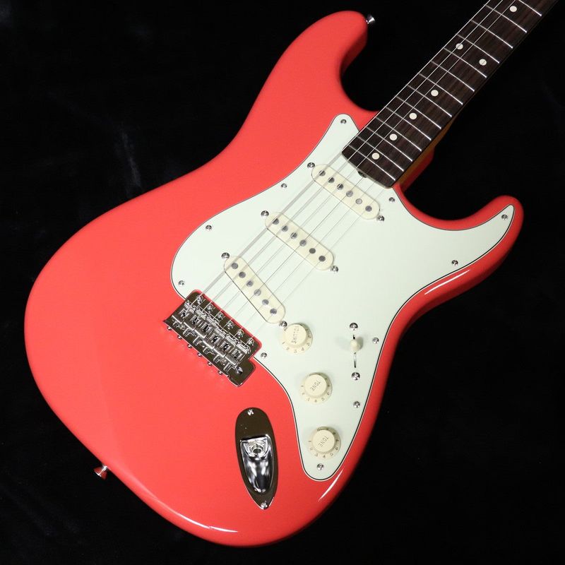 ストラトキャスタータイプ × FENDER MADE IN JAPAN × レッド)の検索