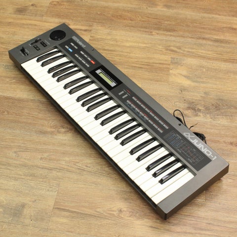 Roland αJuno 1 アルファジュノー1 アナログシンセサイザー 中古】 ROLAND / αJUNO-1 (Alpha JUNO-1) 【キーボードマート新宿
