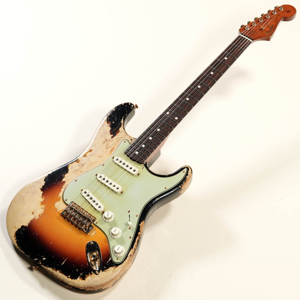 Fender Custom Shop / Master Built 1961 Stratocaster Super Heavy Relic Wide Black 3 Color Sunburst by Levi Perry 【시부야 지점】[아울렛]《FCS 세일》《11월 8일까지 기간 한정 타임 세일》 사진 2