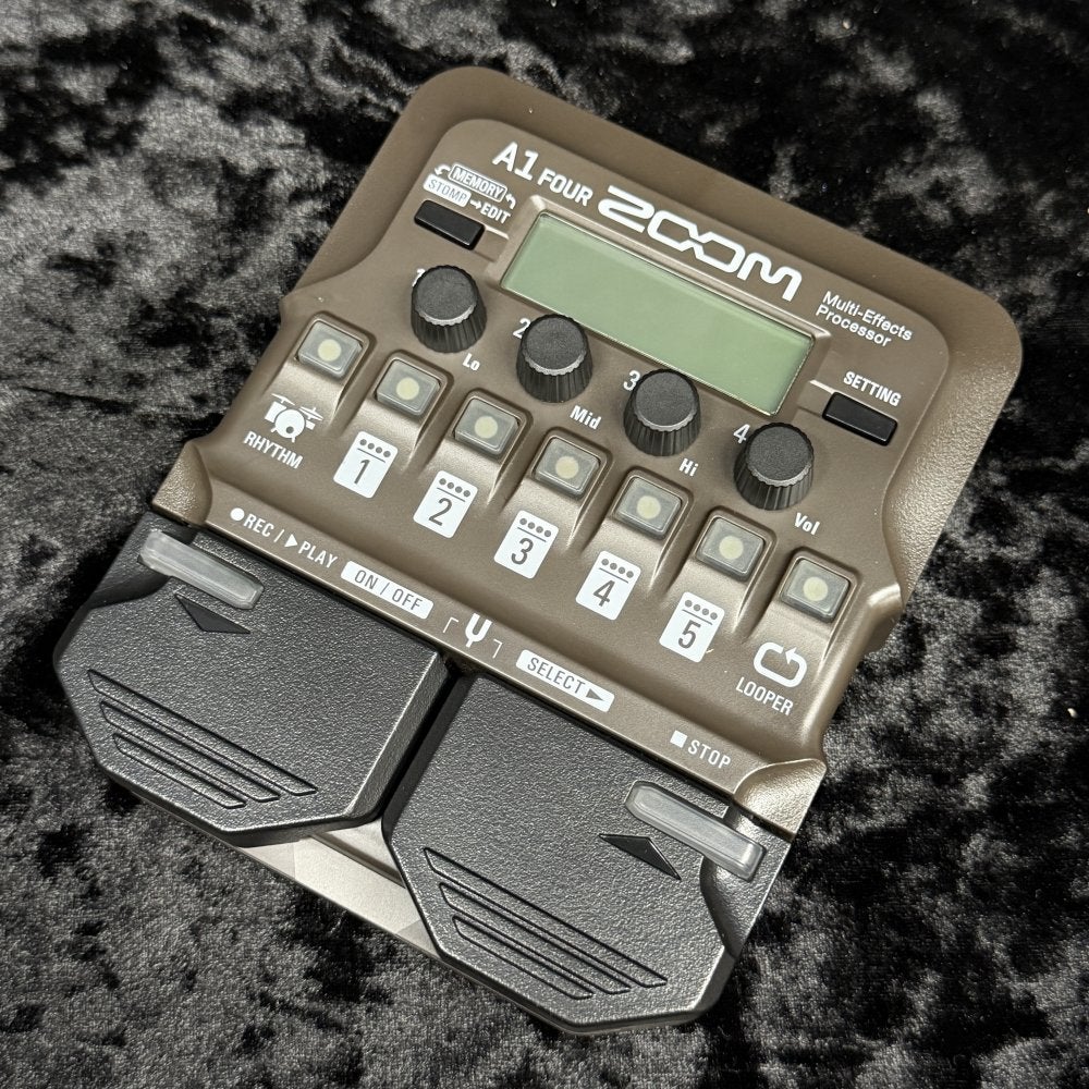 ZOOM A1 メルカリ - アコースティックエフェクター Four A1 お値下げ中(美品)ZOOM マルチエフェクター　中古美品　お値下げ FOUR ギター