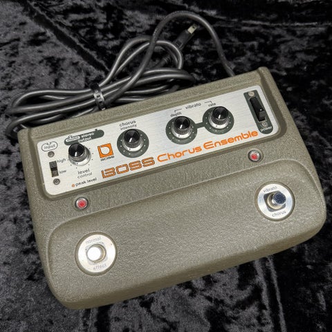 中古】BOSS / CE-1 Chorus Ensemble 【新宿店】 | コーラス | イシバシ楽器