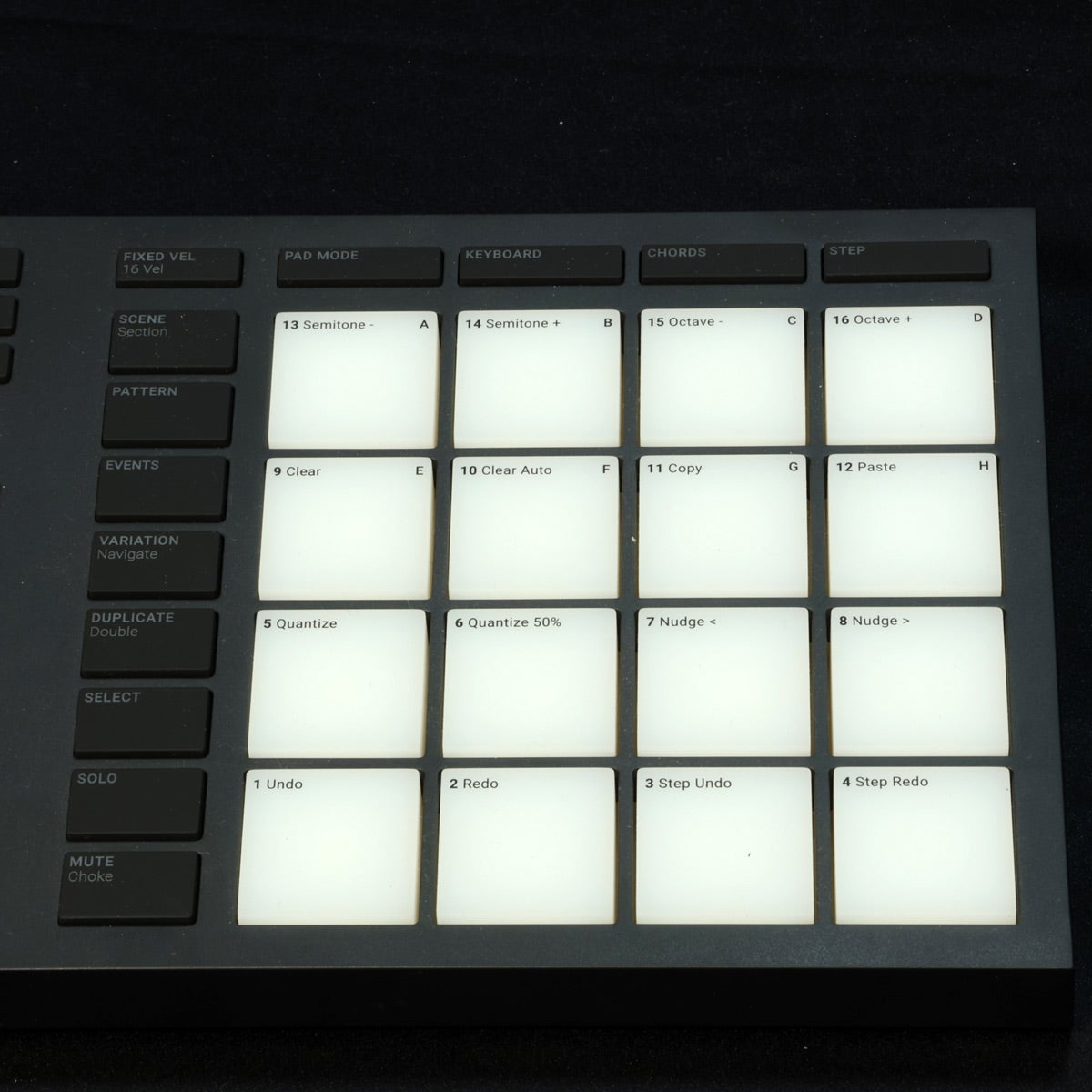 中古】Native Instruments / MASCHINE MIKRO MK3 【福岡店】 | MIDI