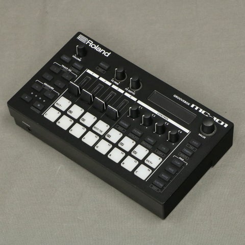 Roland MC-101 グルーヴボックス - ケース付き 中古】 ROLAND / MC-101 GROOVEBOX 【御茶ノ水本店】 | リズムマシン