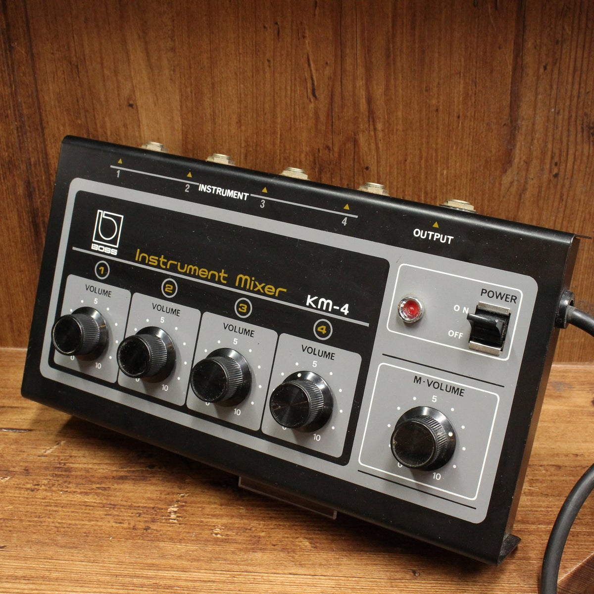 中古】 BOSS / KM-4 Instrument Mixer 【キーボードマート新宿】【新宿
