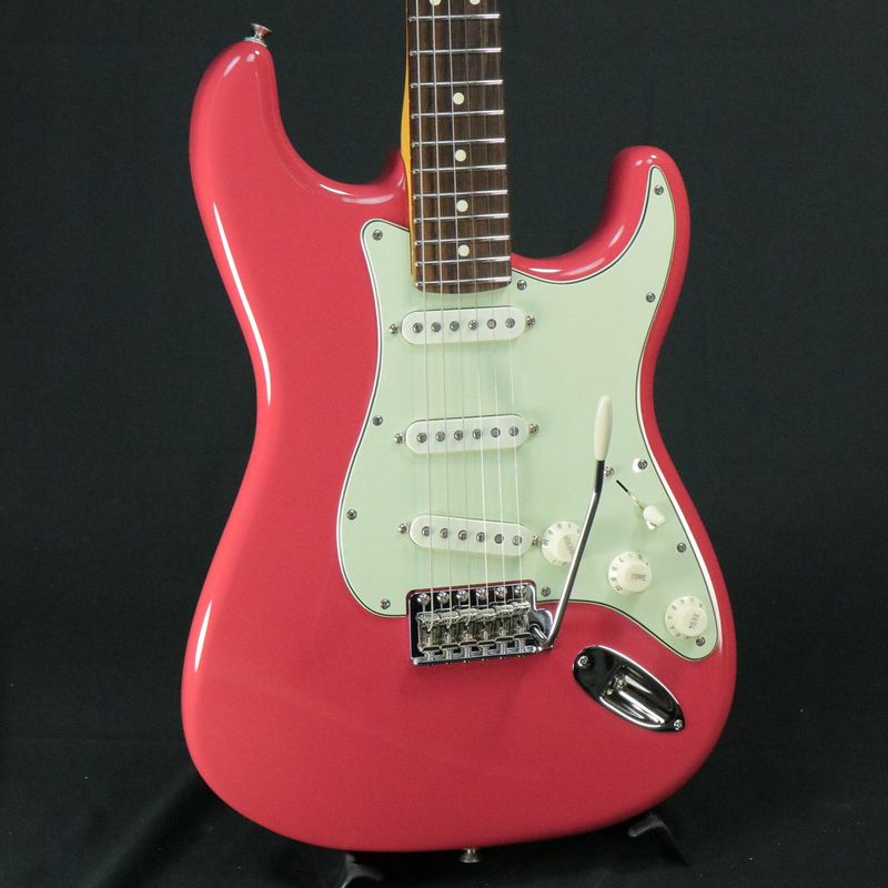 Fender / American (ストラトキャスタータイプ × レッド)の検索結果