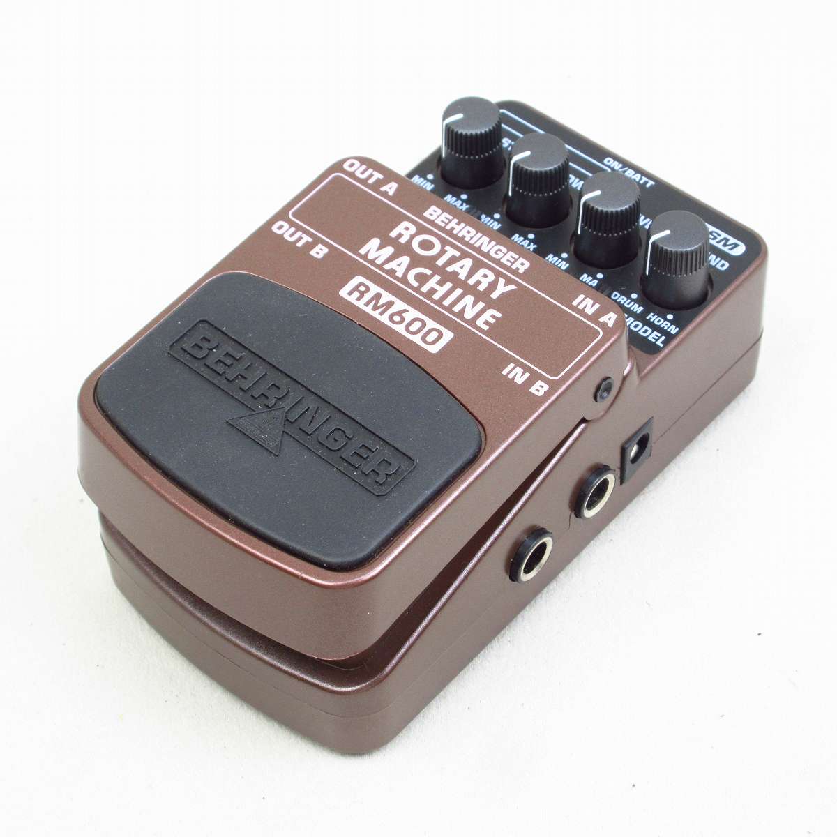 中古】BEHRINGER / RM600 Rotary Machine ロータリースピーカー