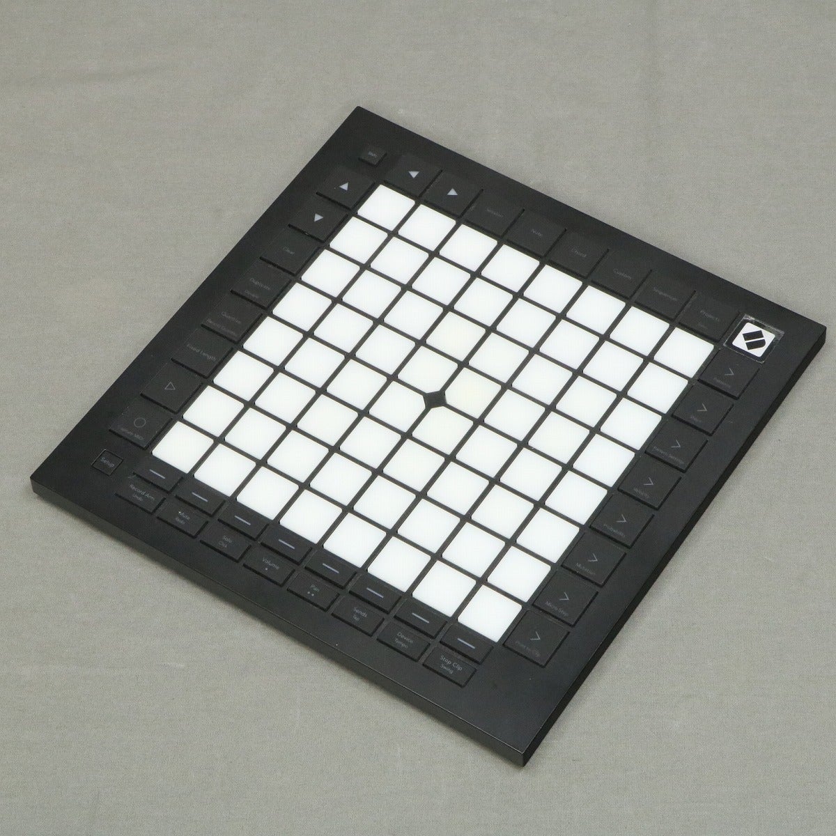 【美品】LANCHPAD PRO【中古】 中古】 NOVATION / LAUNCHPAD PRO MK3 【御茶ノ水本店】 | MIDI