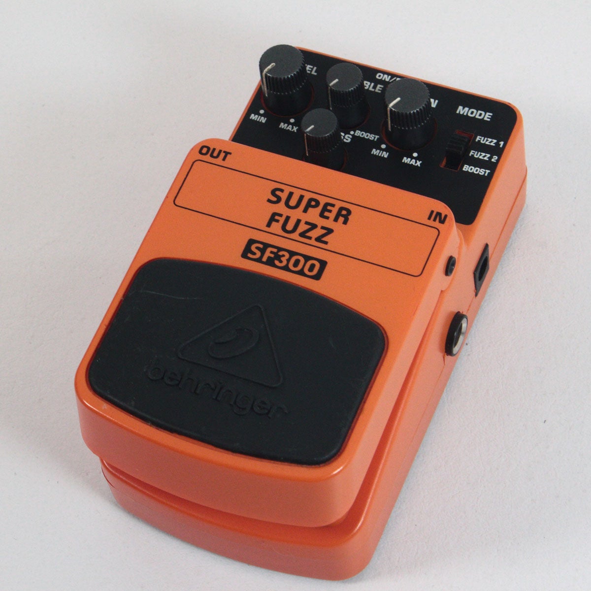 t*l様 BEHRINGER SUPER FUZZ SF300 最初期！ケース付 中古】BEHRINGER / SF300 SUPER FUZZ 【渋谷店】 | ファズ | イシバシ楽器