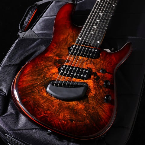 Music Man / Jason Richardson 8 String Cutlass Death Mountain【3.70