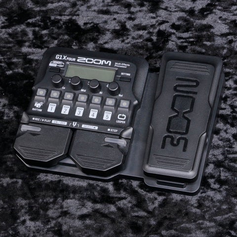 zoom G1X FOUR 中古 美品 中古】ZOOM / G1X Four / Guitar Multi-Effects Processor 【新宿店