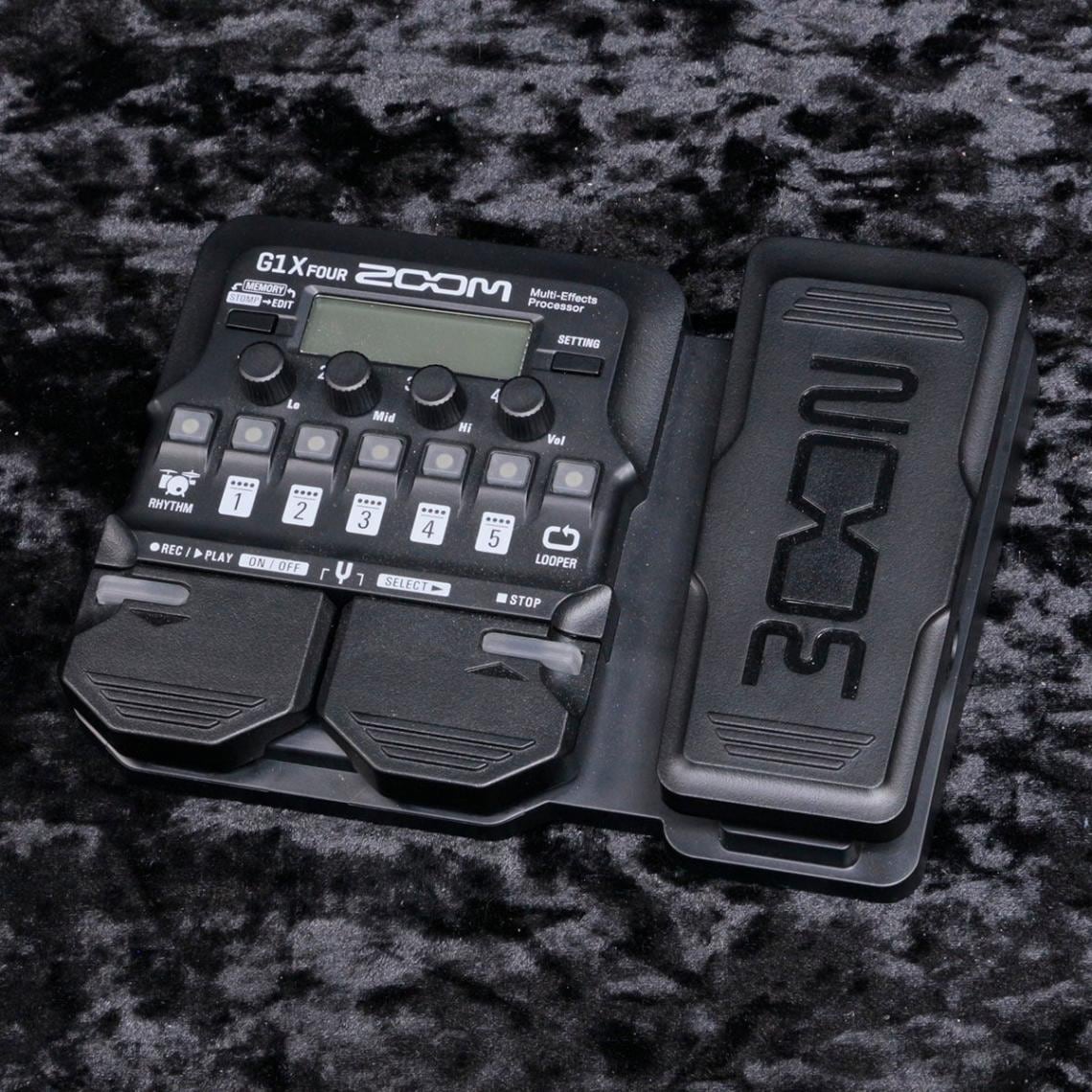 中古】ZOOM / G1X Four / Guitar Multi-Effects Processor 【新宿店