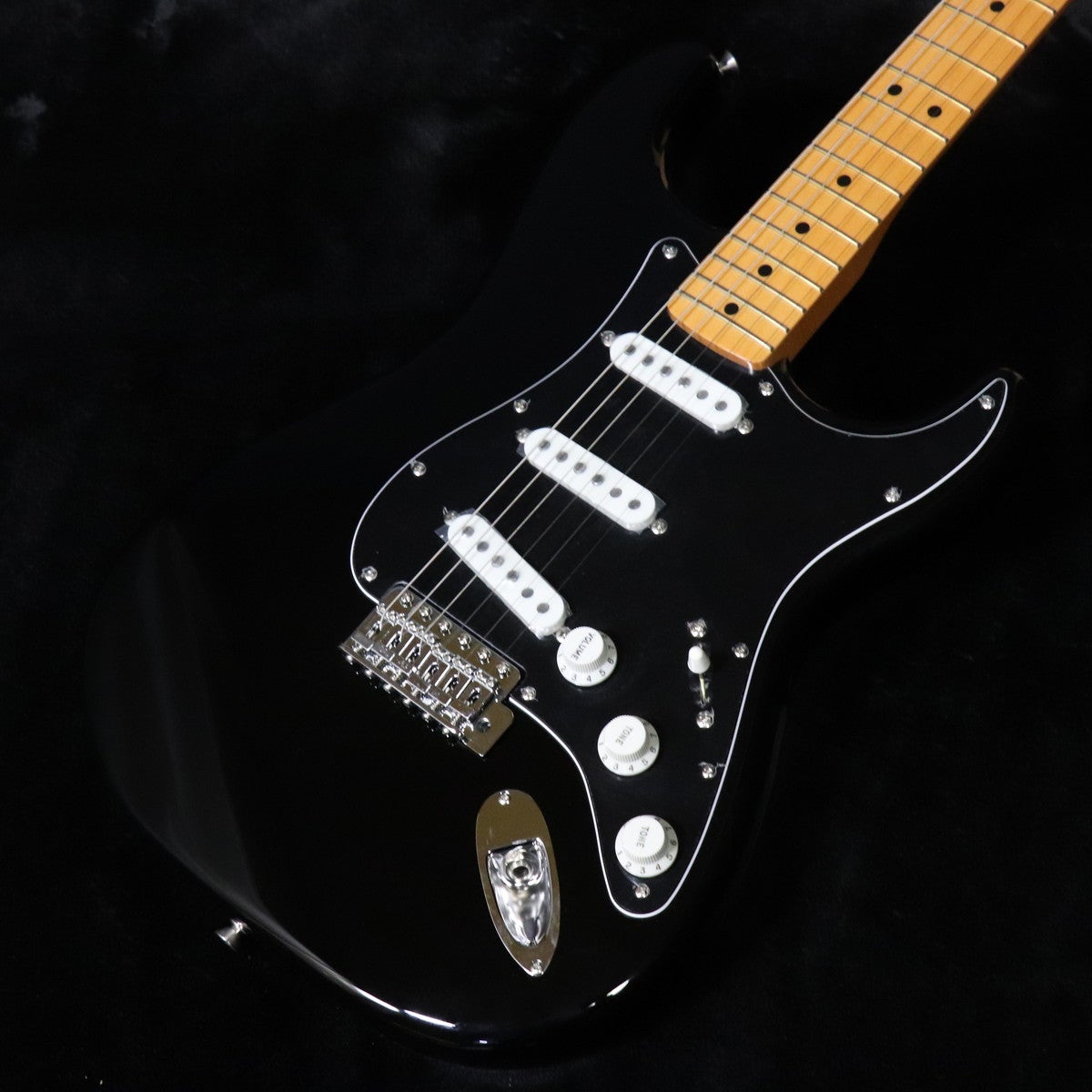 Fender / ISHIBASHI FSR Made in Japan Traditional 70s Stratocaster