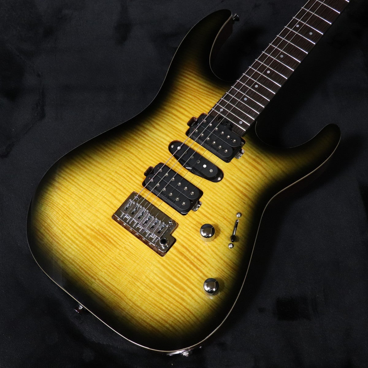 Charvel / MJ DK24 HSH 2PT W Mahogany with Flame Maple Wenge