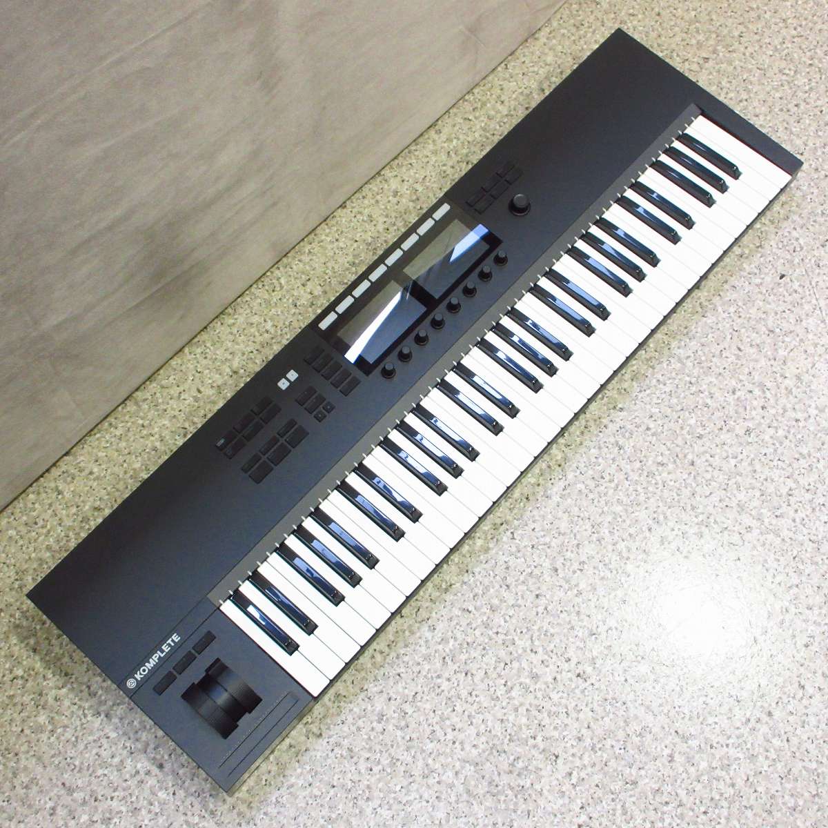鍵盤楽器 KOMPLETE KONTROL S61 MK2 中古】NATIVE INSTRUMENTS / KOMPLETE KONTROL S61 Mk2 MIDIキーボード