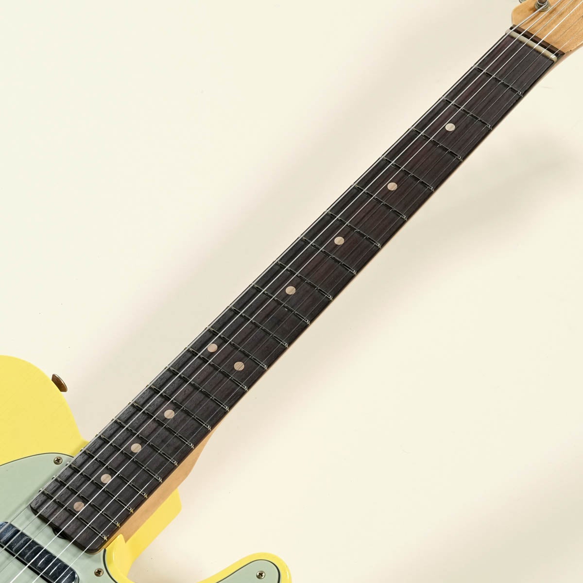 Fender Custom Shop / Limited Edition 1963 Telecaster Relic Canary Yellow 사진 4