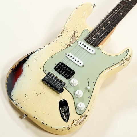 Fender Custom Shop / Limited Edition Custom Deluxe Stratocaster HB