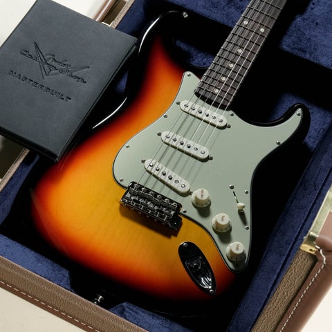 Fender (ストラトキャスタータイプ × サンバースト)の検索結果