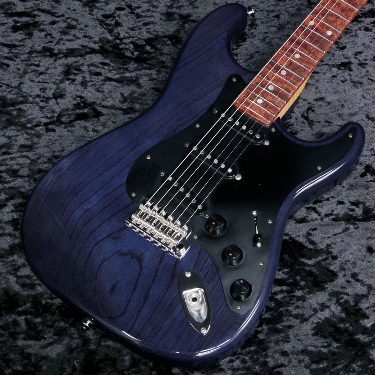 暗黒鎧 ヴェイダー　Dmitry Burmak アーティストプルーフ 中古】BLACK CLOUD / Private Reserve Afro Blue 【新宿店
