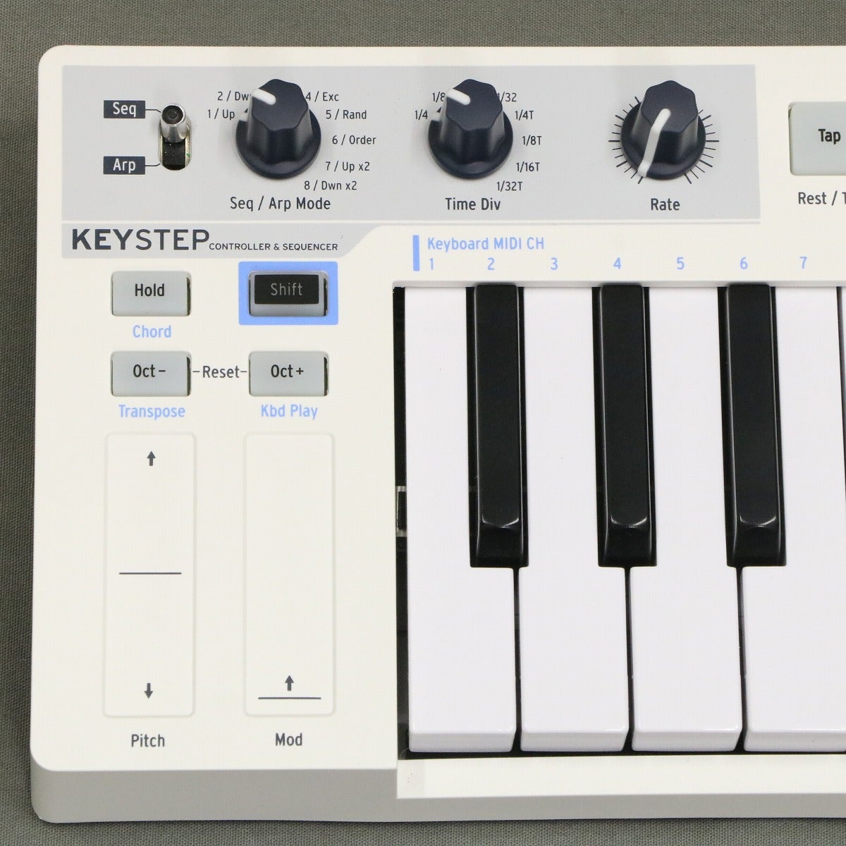 Arturia KeyStep 美品・未登録品・付属品完備 中古】 ARTURIA / KEYSTEP 【御茶ノ水本店】 | MIDIキーボード
