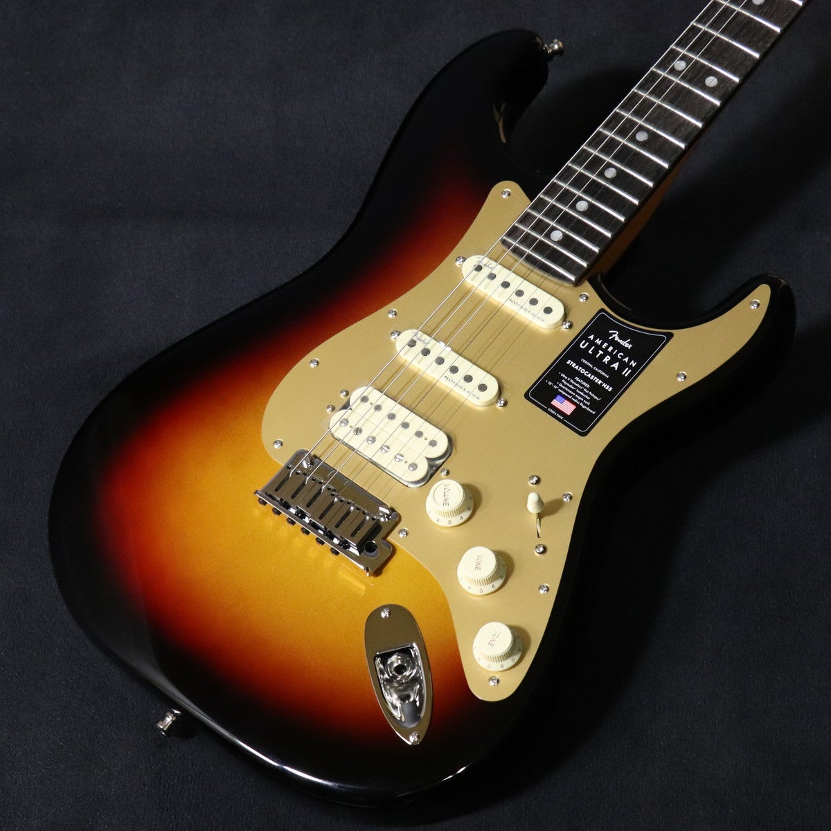 Fender / American Ultra II Stratocaster HSS Ebony Fingerboard