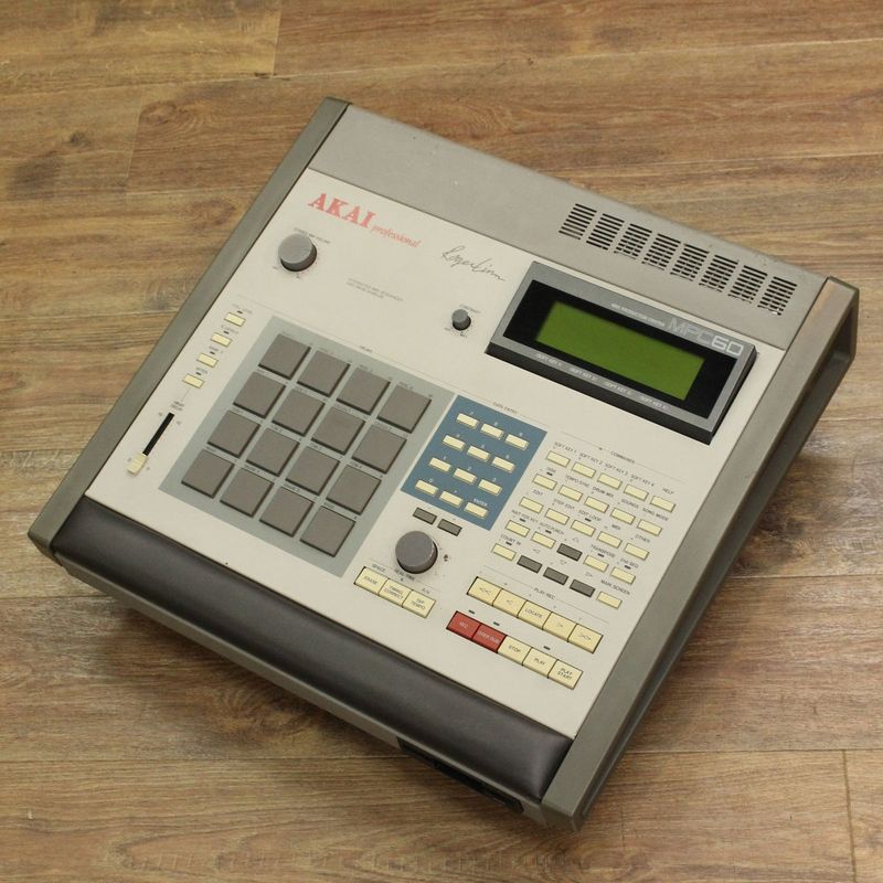 全商品 | ギター、アコギ、管楽器などを扱う全国12店舗の楽器店。中古