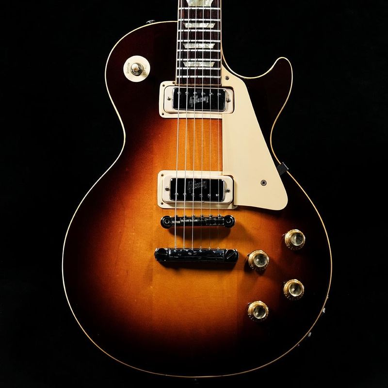 Vintage】Gibson / 1972 Les Paul Deluxe Stereo Sunburst 【渋谷店