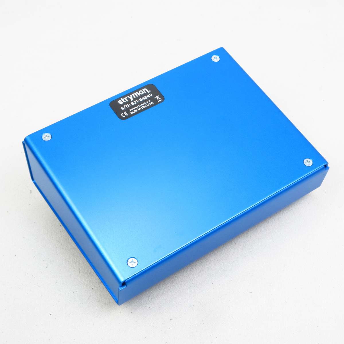 中古】strymon / Mobius Modulation unit マルチ・モジュレーション