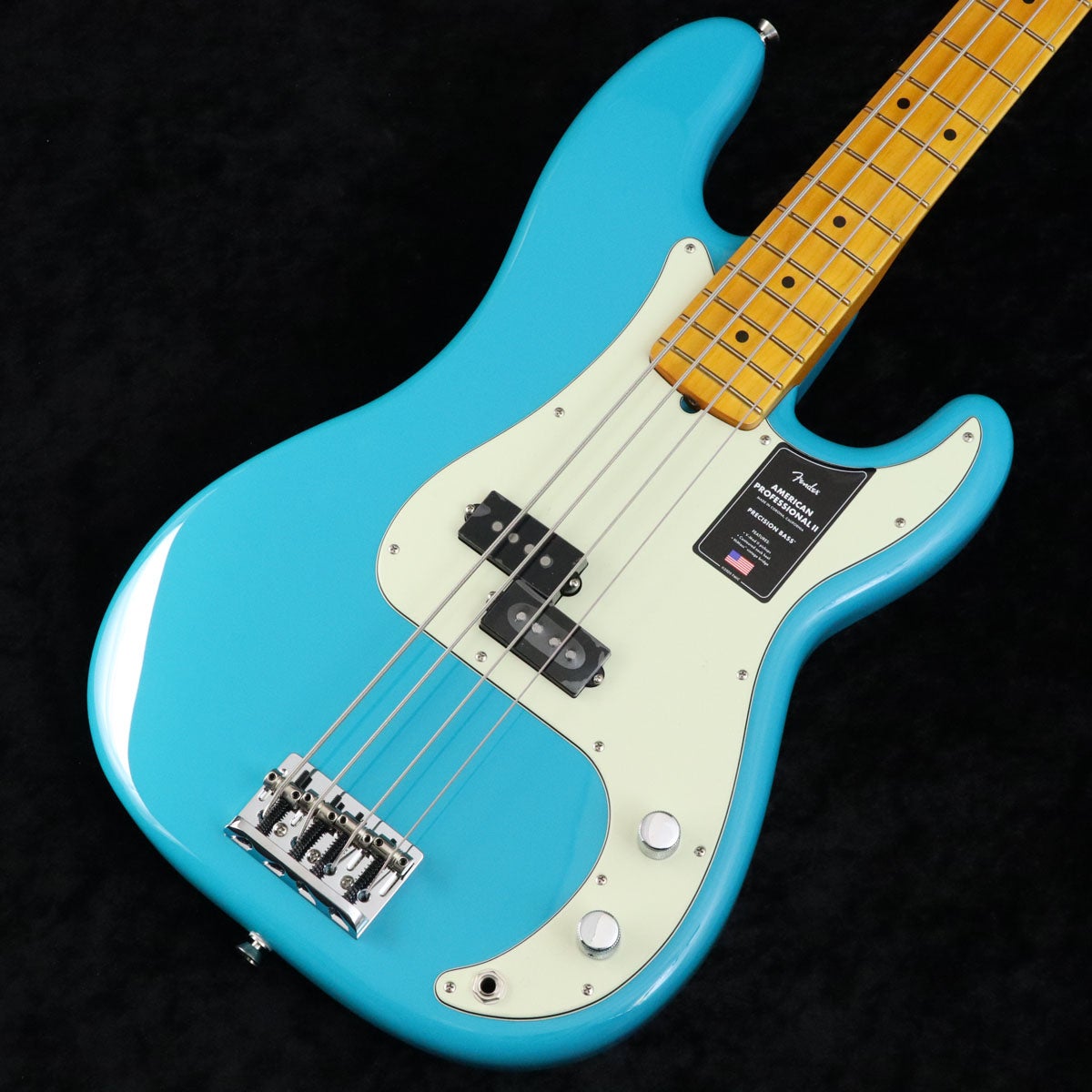 Fender / American Professional II Precision Bass Miami Blue 【3.96