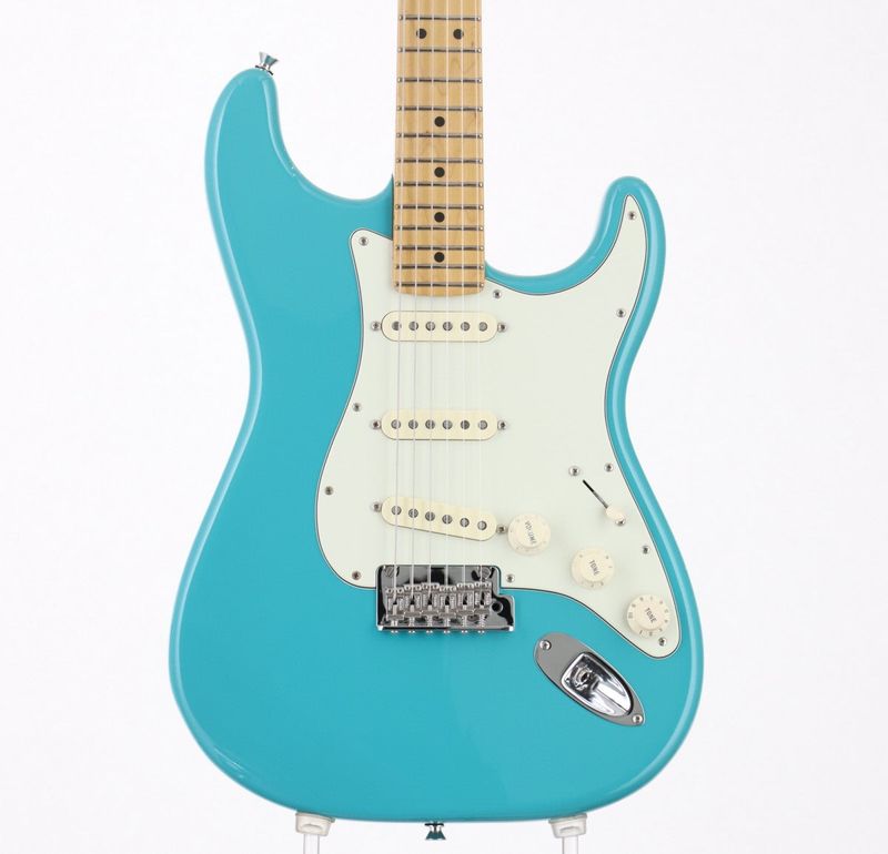 Fender (ストラトキャスタータイプ × FENDER USA 他2条件)の検索結果