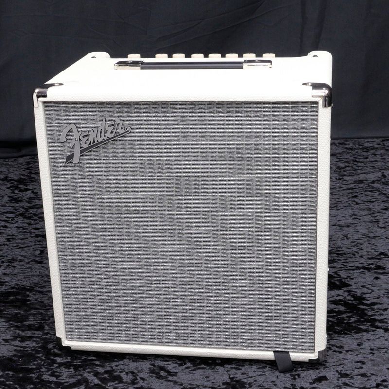 Fender Rumble40 V3 美品 中古】FENDER / Factory Special Run RUMBLE 40 V3 Ivory 【新宿店