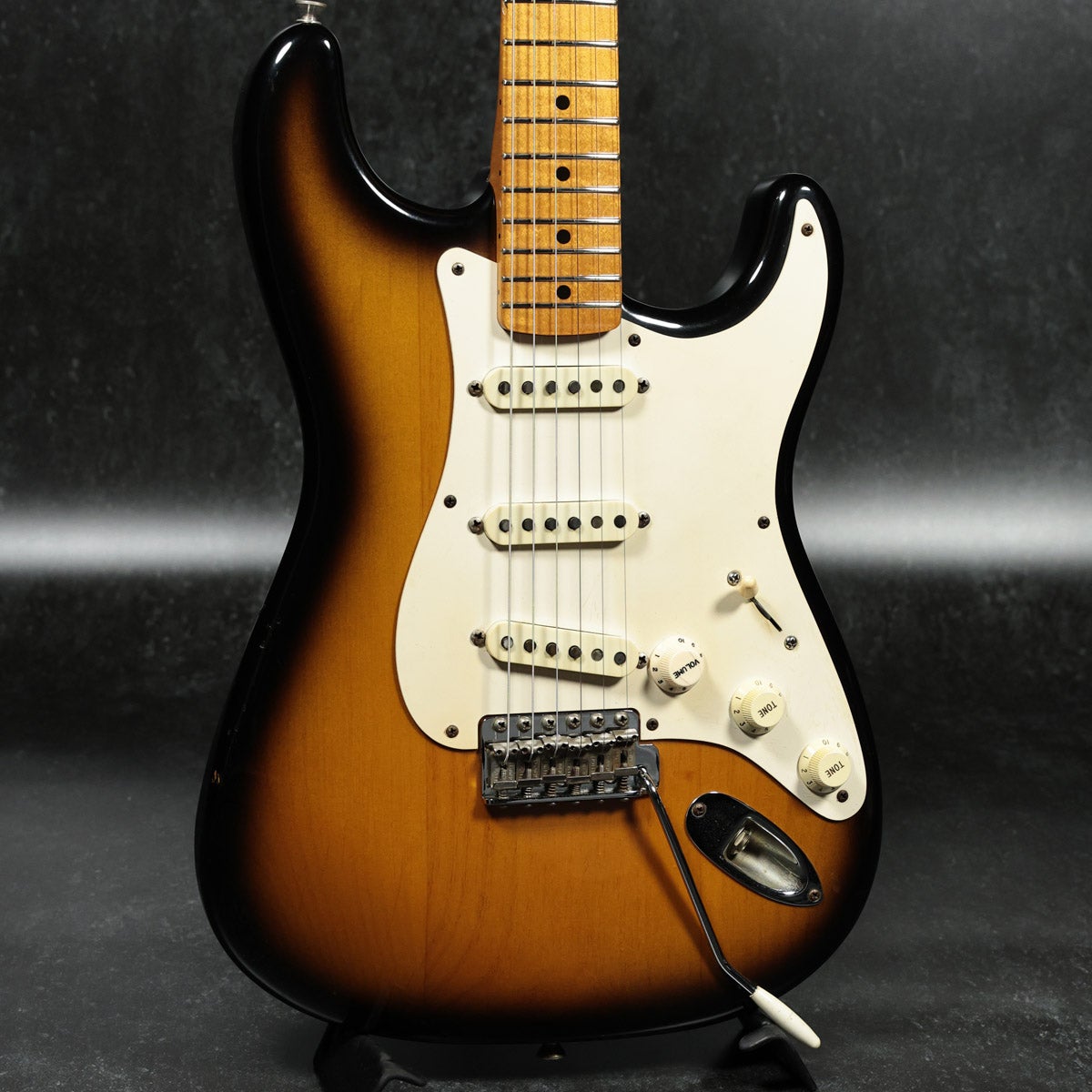 中古】Fender / American Vintage 57 Stratocaster 2 Color Sunburst