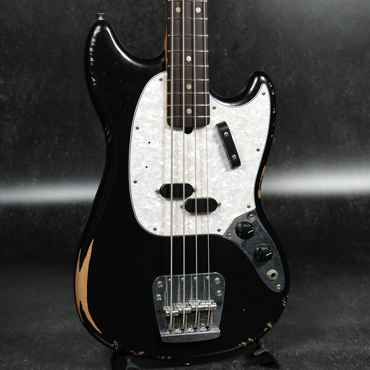 中古】Fender Mexico / JMJ Road Worn Mustang Bass Black 2025