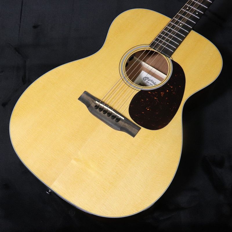 Martin / 000-12E Retro 【梅田店】