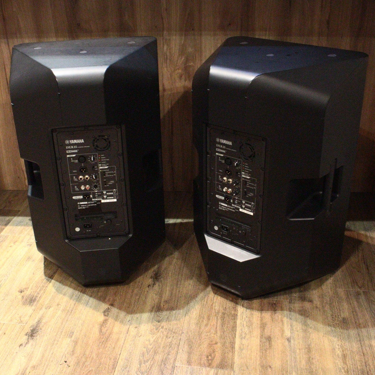 YAMAHA DXR15 パワードスピーカー　生産完了品　中古 中古】YAMAHA / DXR15 Powerd Speaker Pair 【渋谷店】 | パワード