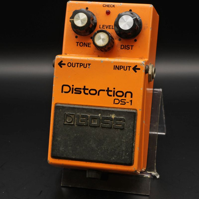 BOSS DS-1 Distortion 日本製 傷あり 中古】BOSS / DS-1 Distortion Made in Japan ディストーション 【福岡