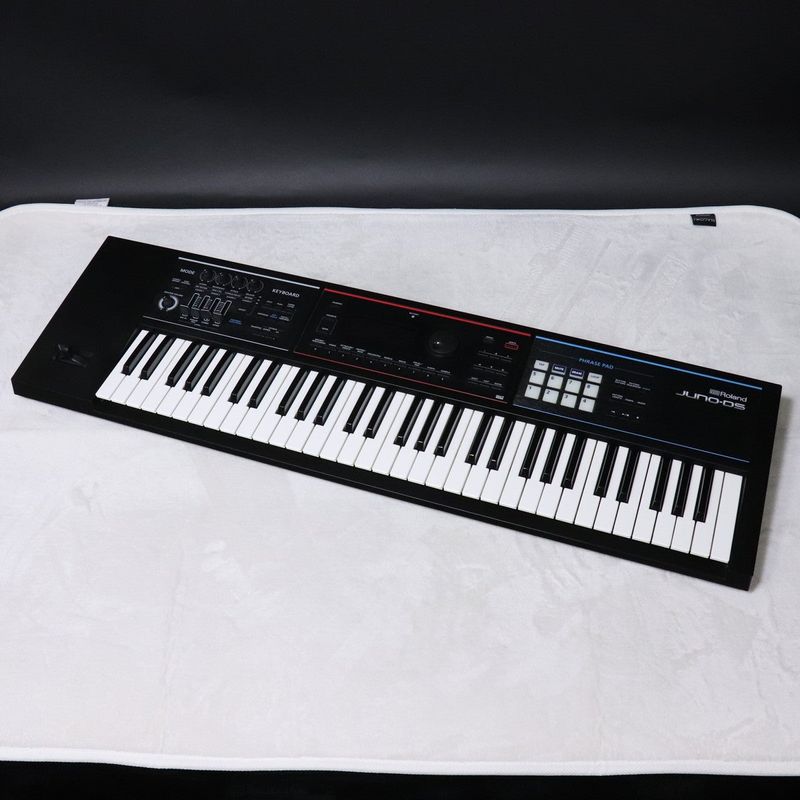 【中古】Roland / JUNO-DS61 Synthesizer 【梅田店】