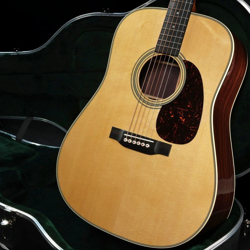 Martin / D-28 Standard 2025Spec 【S/N：3015899】【福岡店】