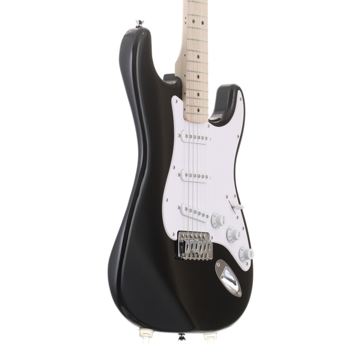 中古】Squier / Sonic Stratocaster Black Maple Fingerboard 2025年製
