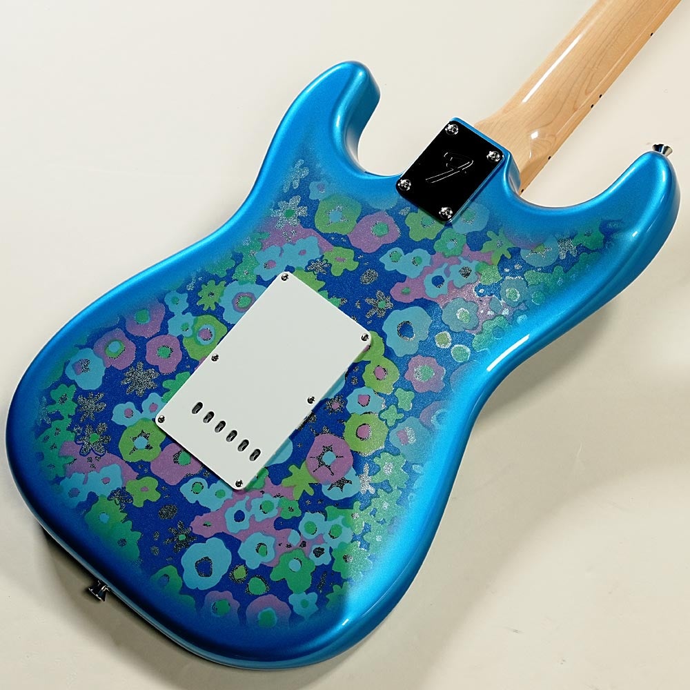 Fender / Made in Japan Limited Stratocaster Maple Fingerboard Blue