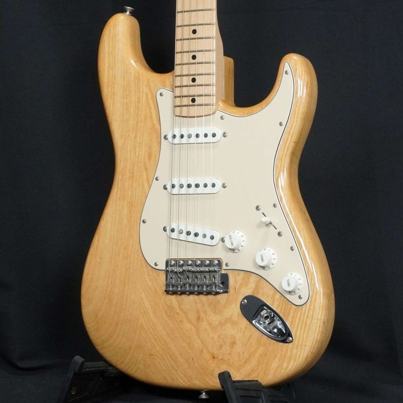 vintage Stratocaster ストラトキャスター 中古レリック加工品 中古】FENDER / American Vintage 70s Stratocaster Natural