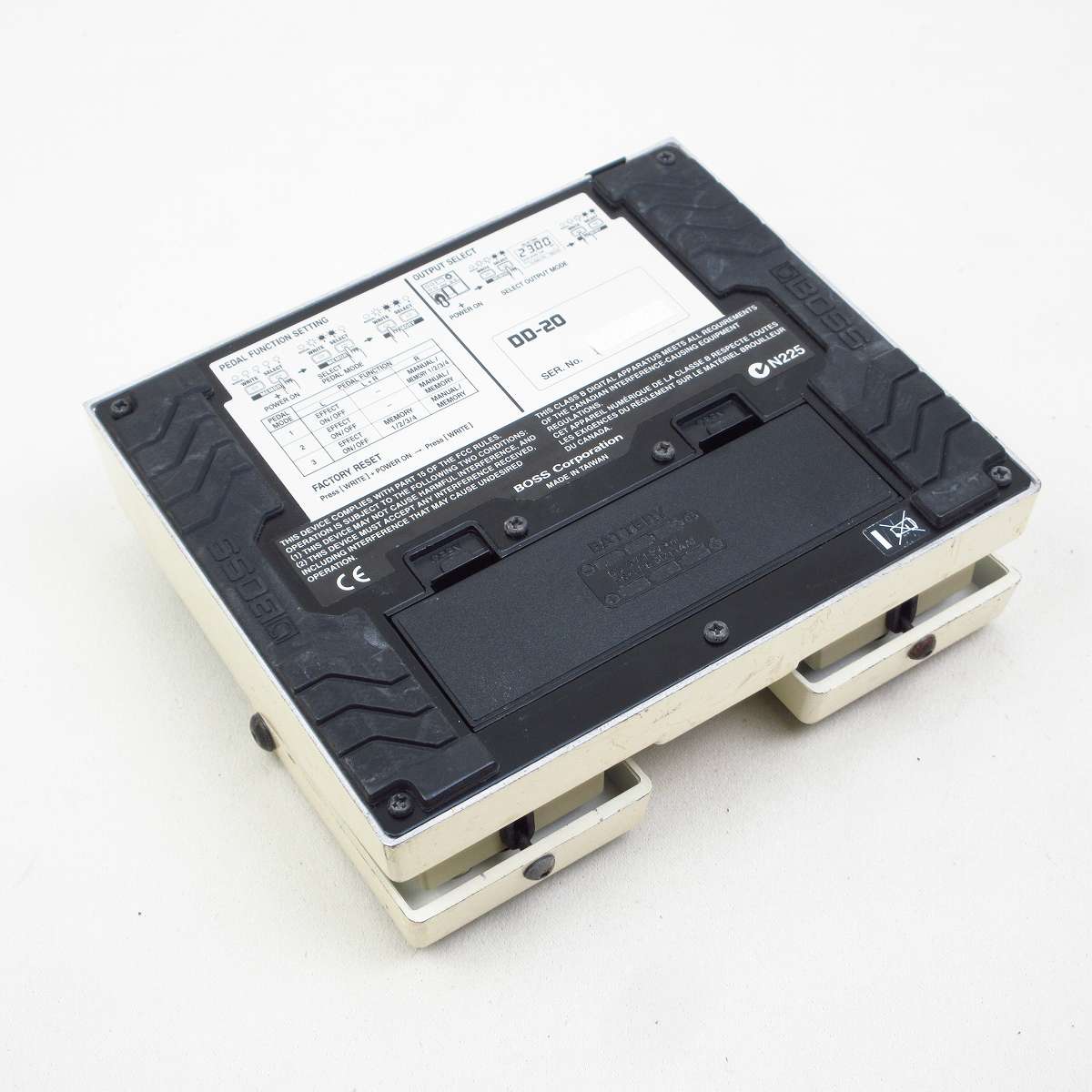 中古】BOSS / DD-20 Digital Delay Giga Delay ディレイ 【横浜店