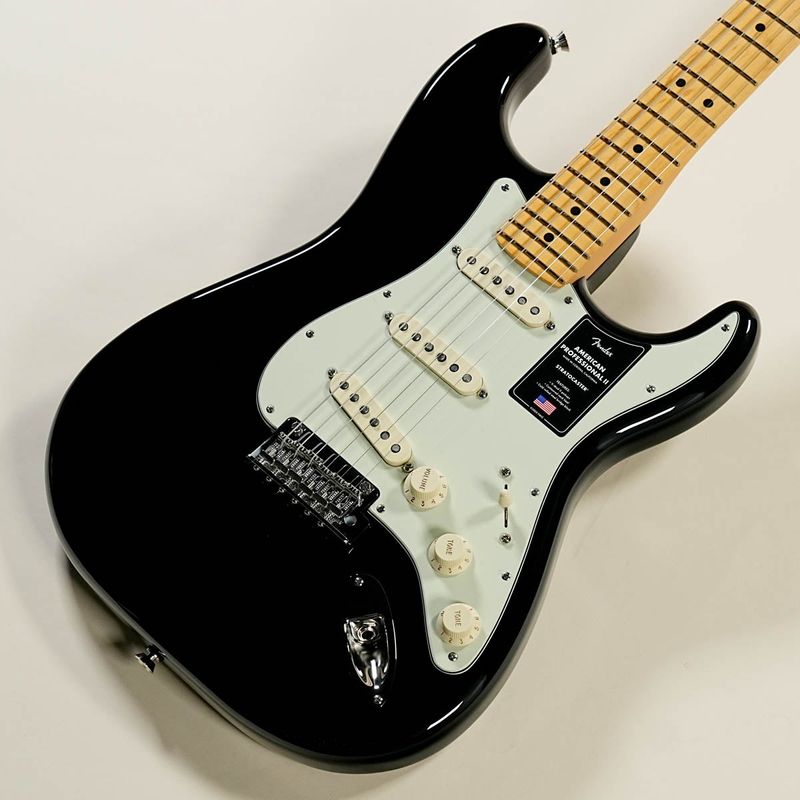 Fender / American Professional II Stratocaster Maple Fingerboard