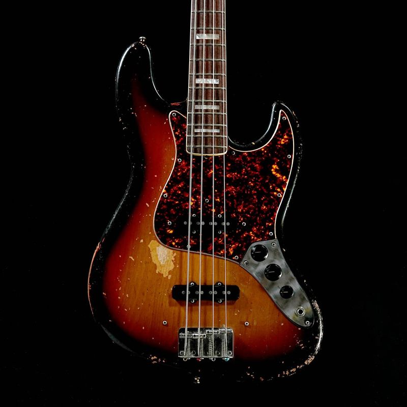 【Vintage】FENDER / 1972 Jazz Bass 3-Color Sunburst 【渋谷店】《05VG》